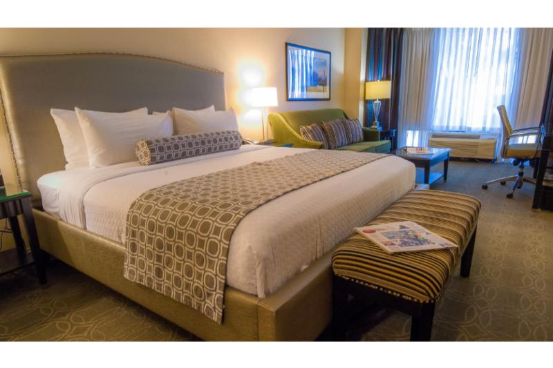 غرفة إدارية سرير كينج, Crowne Plaza Costa Mesa Orange County, An Ihg