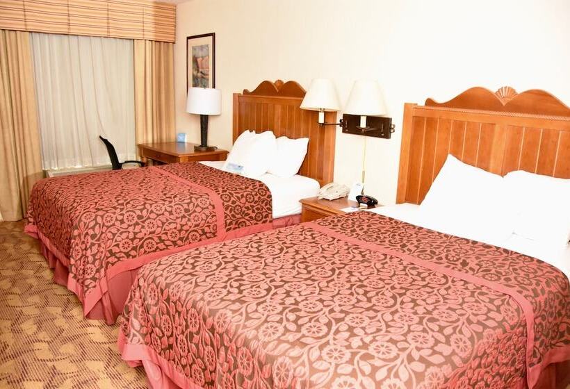 ２ダブルベッドのスタンダードルーム, Days Inn By Wyndham Las Cruces