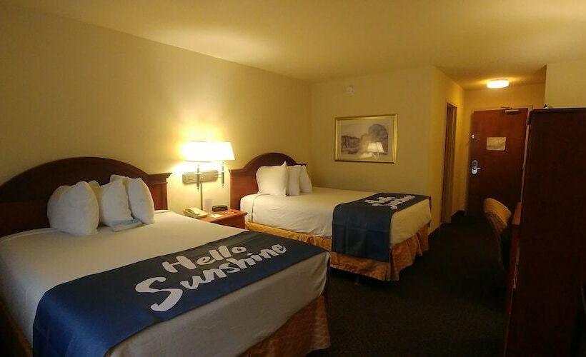 غرفه قياسيه سريرين مزدوجين, Days Inn By Wyndham Sidney Oh