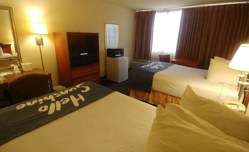 غرفه قياسيه سريرين مزدوجين, Days Inn By Wyndham Sidney Oh