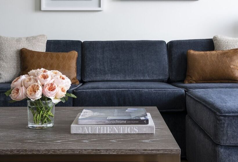 Люкс Адаптированный для Инвалидов, Four Seasons Hotel Houston