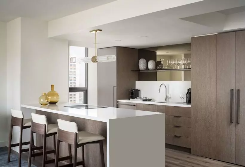 سوئیت مدیریتی 2 خوابه, Four Seasons Hotel Houston