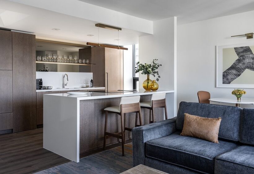 Люкс Премиум, Four Seasons Hotel Houston