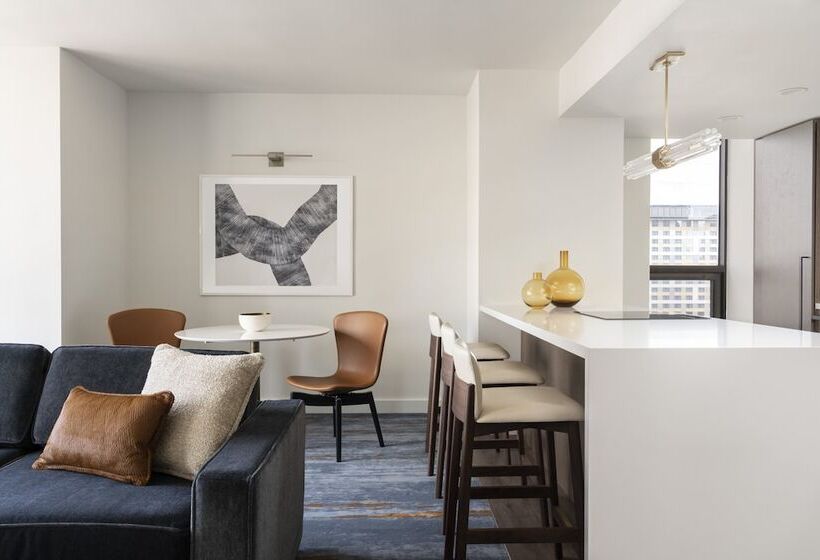 Люкс Премиум, Four Seasons Hotel Houston