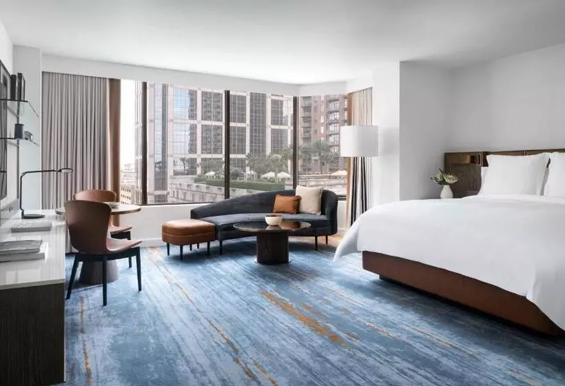 اتاق استاندارد با تخت بزرگ, Four Seasons Hotel Houston