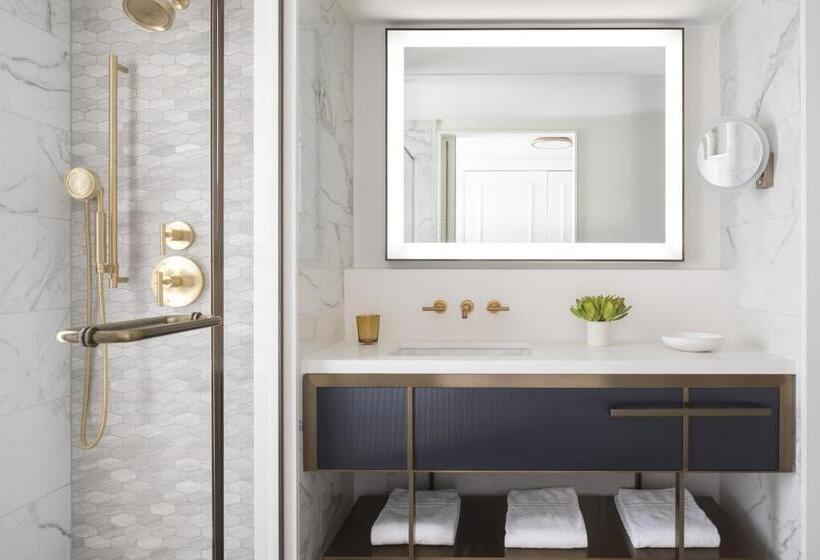 Номер Deluxe, Four Seasons Hotel Houston