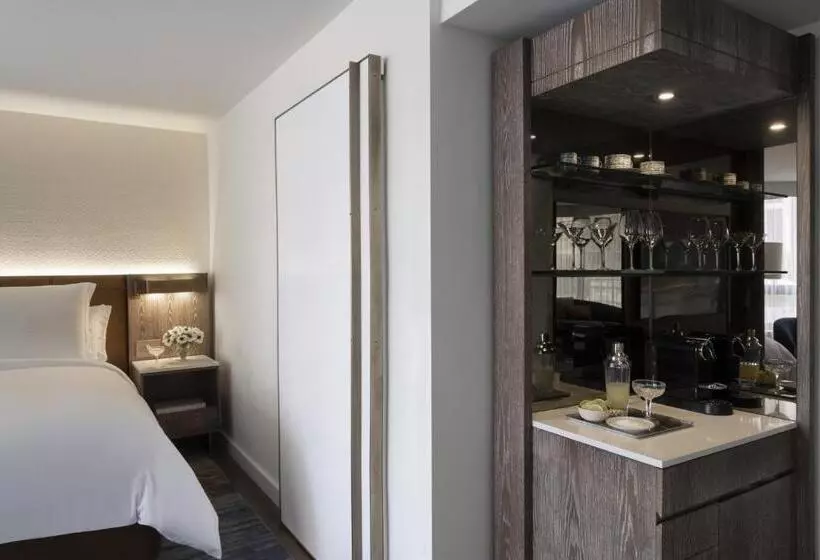 اتاق لوکس, Four Seasons Hotel Houston