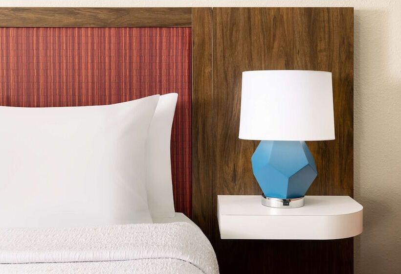 Номер Стандарт 2 Двуспальные Кровати, Hampton Inn Long Island/islandia