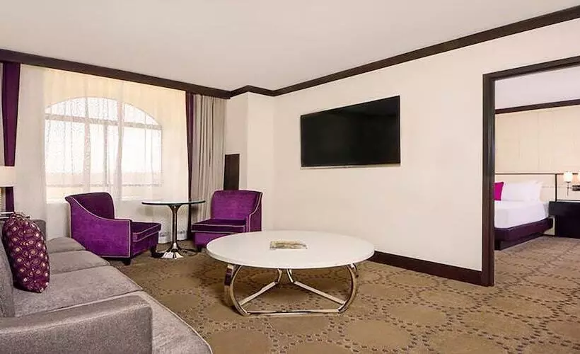 اتاق استاندارد با چشم‌انداز, Harrah S Laughlin Beach Resort & Casino