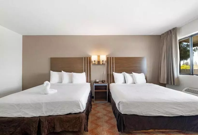 اتاق استاندارد, Heritage Inn Express Roseville