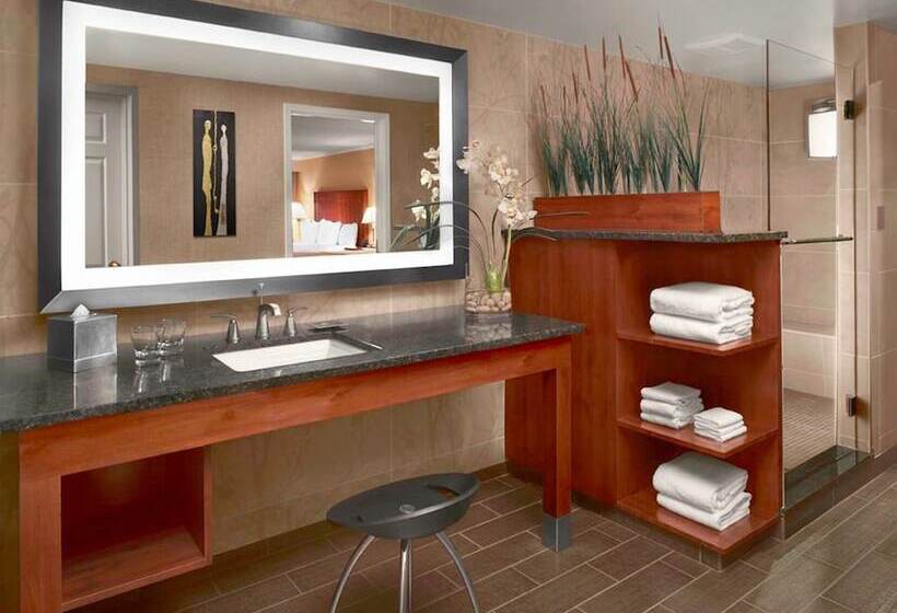 스위트, Doubletree By Hilton Akron Fairlawn