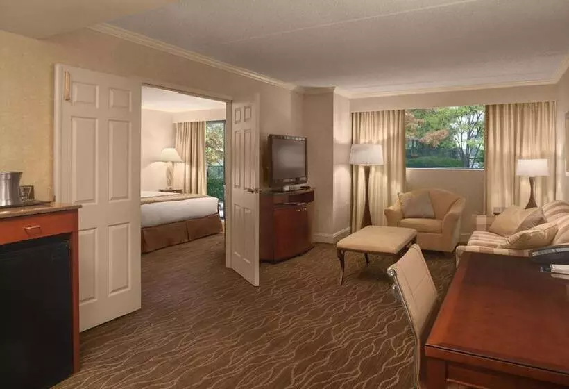 سوییت, Doubletree By Hilton Akron Fairlawn
