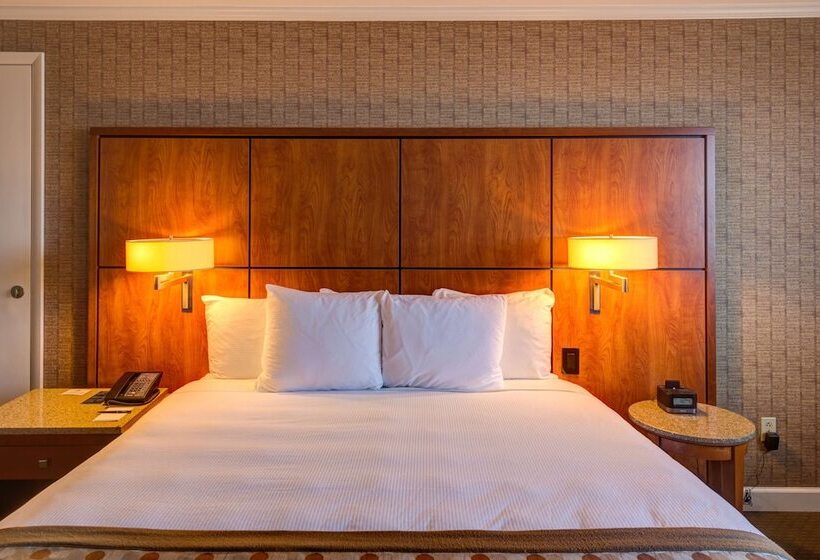 ジュニアスイート, Doubletree By Hilton Akron Fairlawn