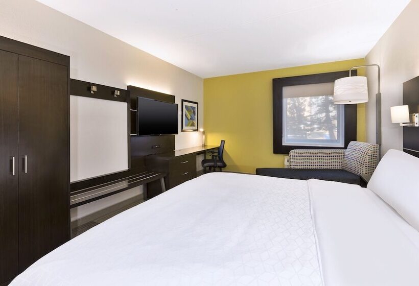 Номер Стандарт, Holiday Inn Express Detroit Warren/general Motors Technology Center, An Ihg
