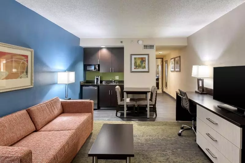 スイート, Holiday Inn & Suites Atlanta Airport North, An Ihg