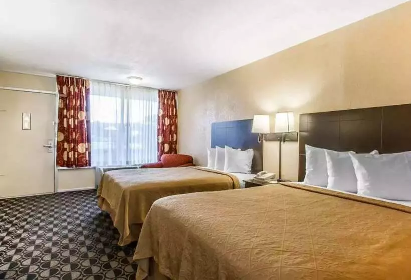 Standard-huone 2 Parivuodetta, Quality Inn Ada Near University