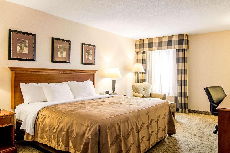 غرفة قياسية سرير كينج, Quality Inn