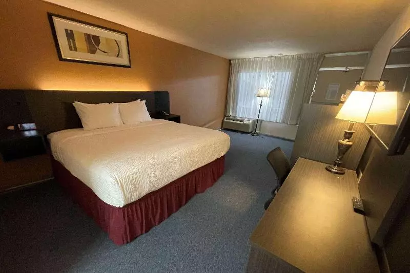 اتاق استاندارد با تخت بزرگ, Quality Inn