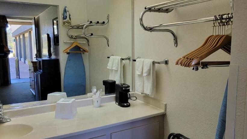 חדר דלוקס, Ramada By Wyndham & Suites Warner Robins