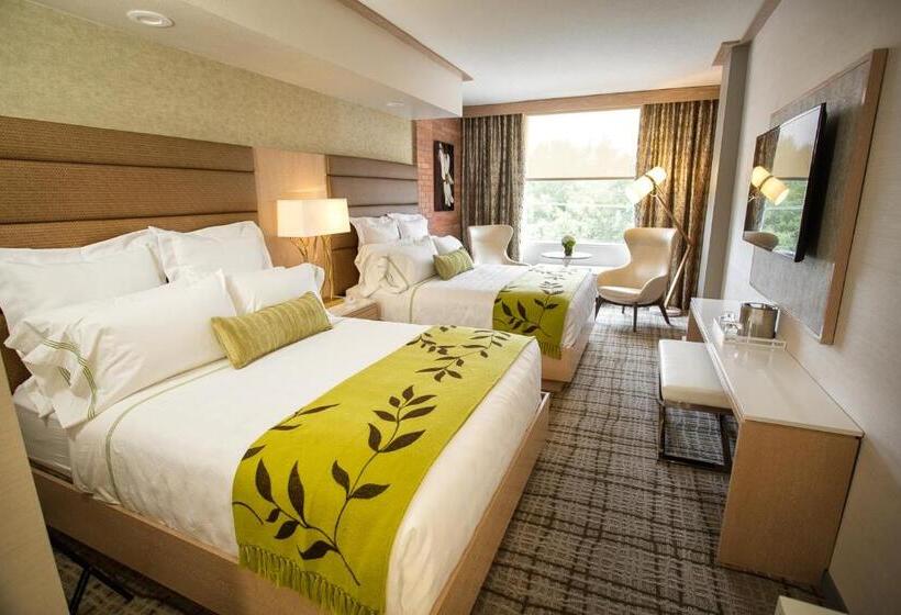 غرفة قياسية, The Fredonia