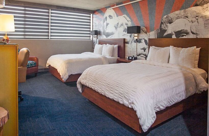 חדר סטנדרט שתי מיטות זוגיות, The Rushmore Hotel & Suites; Bw Premier Collection