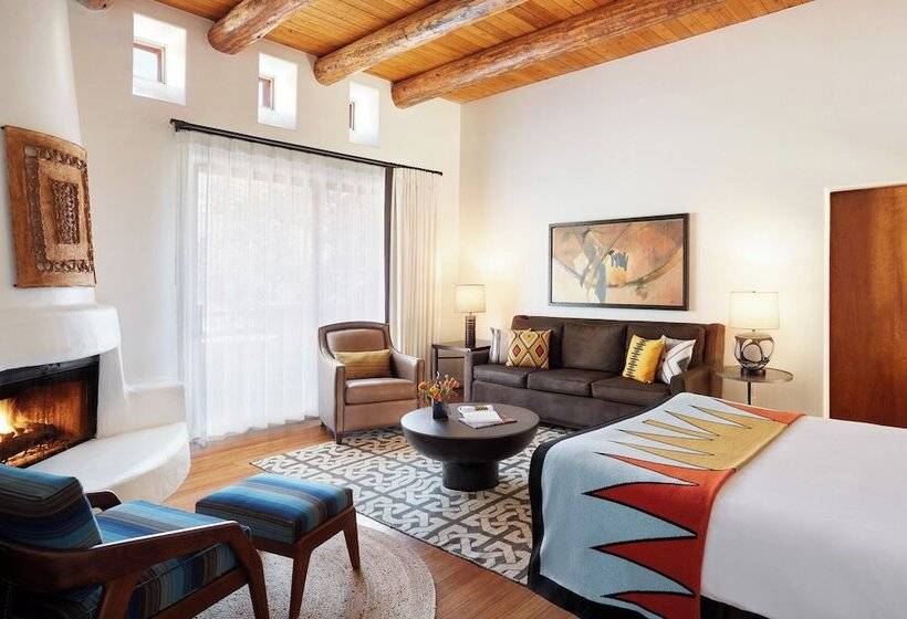 استودیوی استاندارد, Enchantment Resort