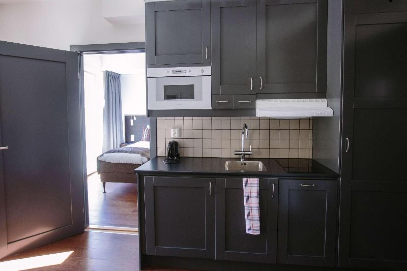 מיטת קינג בסוויטה, Best Western Fairfax City