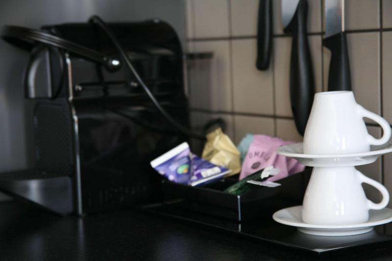 מיטת קינג בסוויטה, Best Western Fairfax City