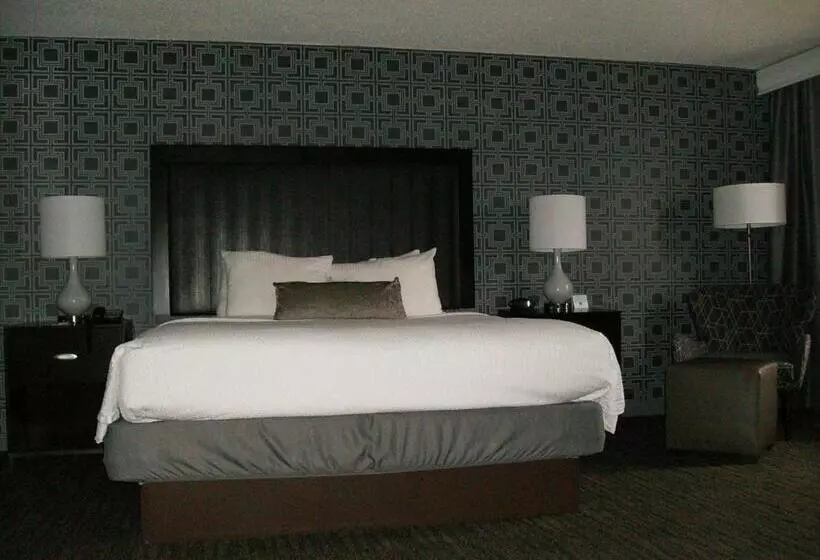 اتاق استاندارد با تخت بزرگ, Best Western Plus Bradford Inn