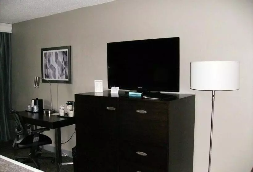 اتاق استاندارد برای معلولان, Best Western Plus Bradford Inn