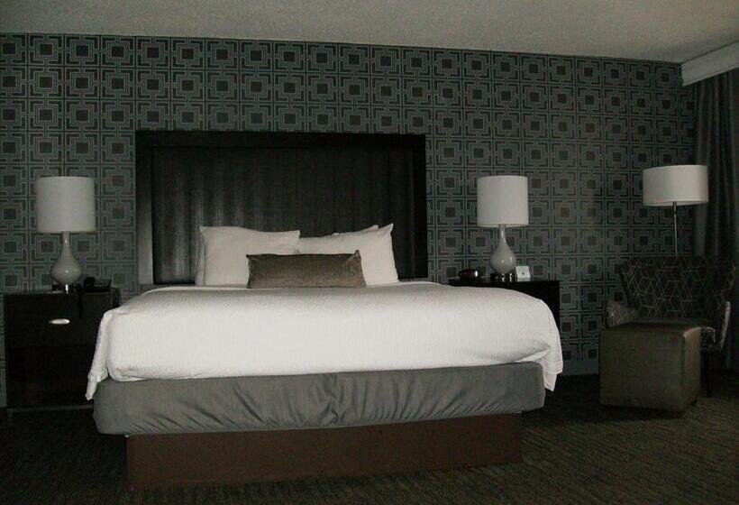 Люкс Кровать Кинг, Best Western Plus Bradford Inn