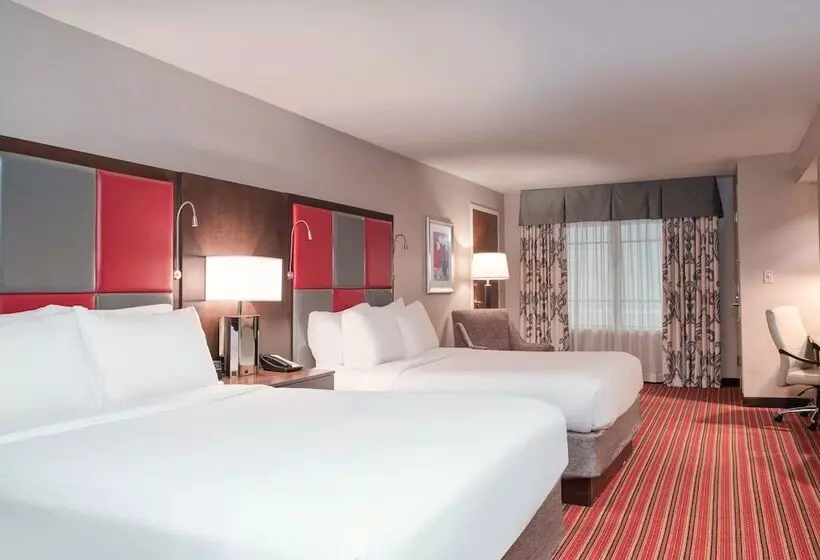 ２ダブルベッドのスタンダードルーム, Crowne Plaza Indianapolis Dwtn Union Stn, An Ihg