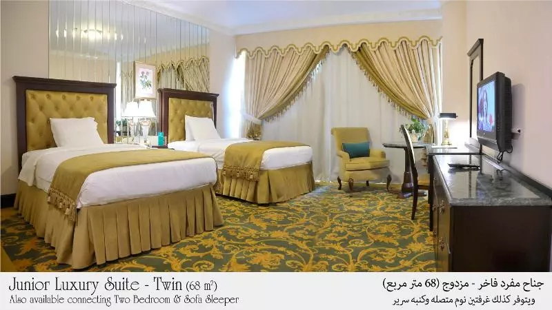 キングサイズベッドのデラックスルーム, Crowne Plaza Indianapolis Airport, An Ihg
