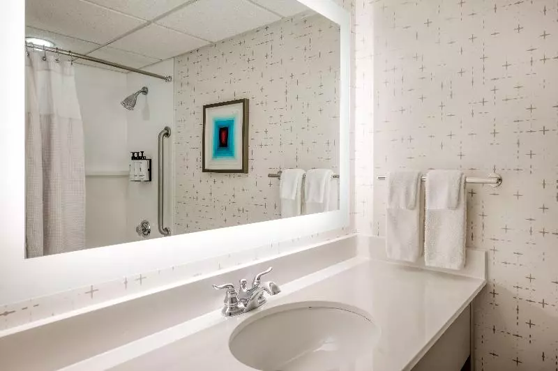 スタンダードルーム, Crowne Plaza Indianapolis Airport, An Ihg