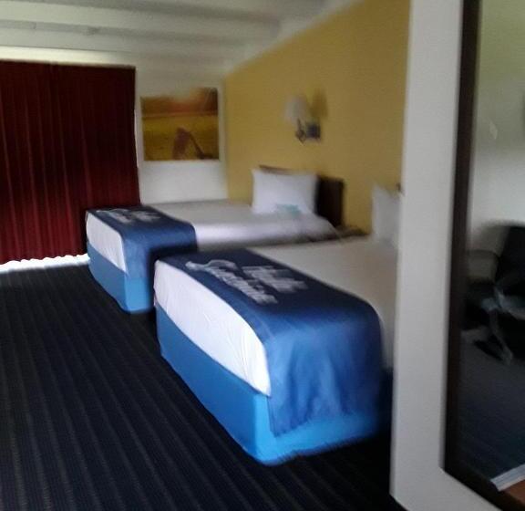 غرفة ديلوكس, Days Inn By Wyndham Ocala North