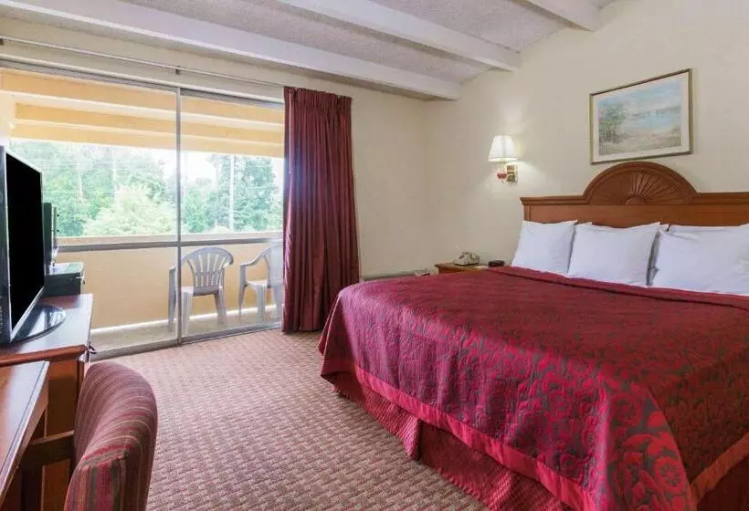 身障者適用キングサイズベッドルーム, Days Inn By Wyndham Ocala North