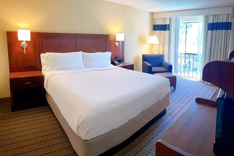اتاق لوکس, Four Points By Sheraton San Rafael Marin County