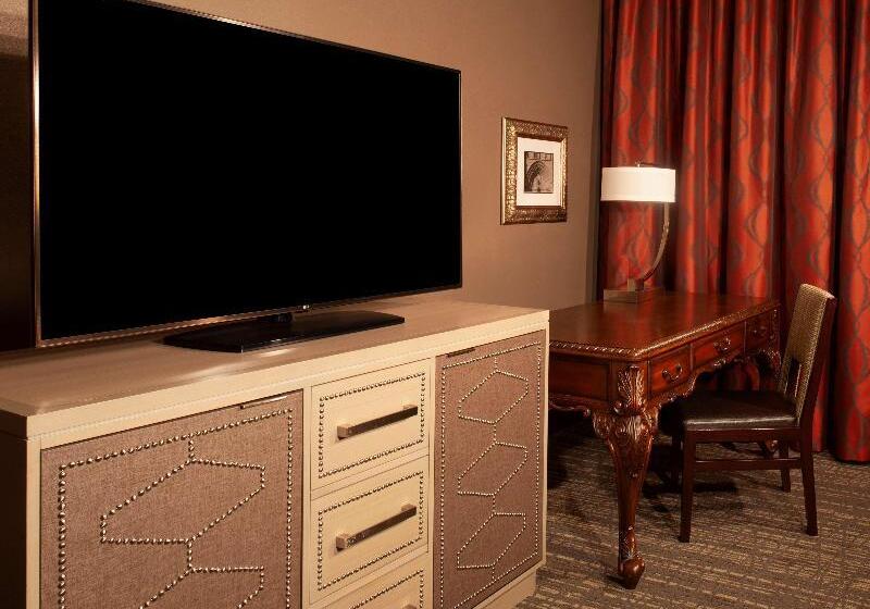 带大床的标准间, Hilton Fort Worth