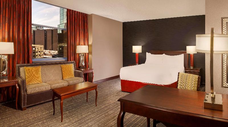 带大床的标准间, Hilton Fort Worth