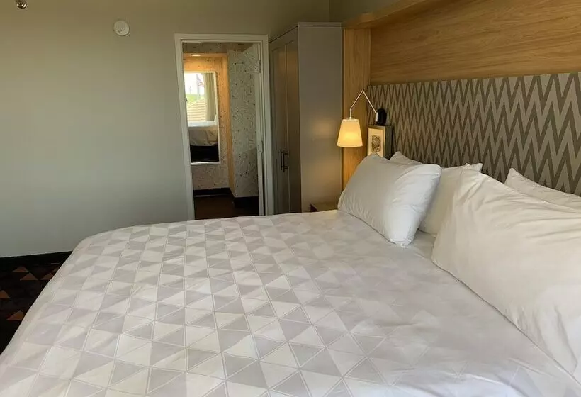 Standard-huone 2 Parivuodetta, Holiday Inn Chicago Nw Crystal Lk Conv Ctr, An Ihg