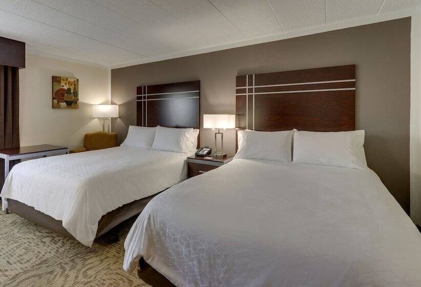 장애인을 위한 스탠다드 룸, Holiday Inn Express Aberdeen Chesapeake House, An Ihg