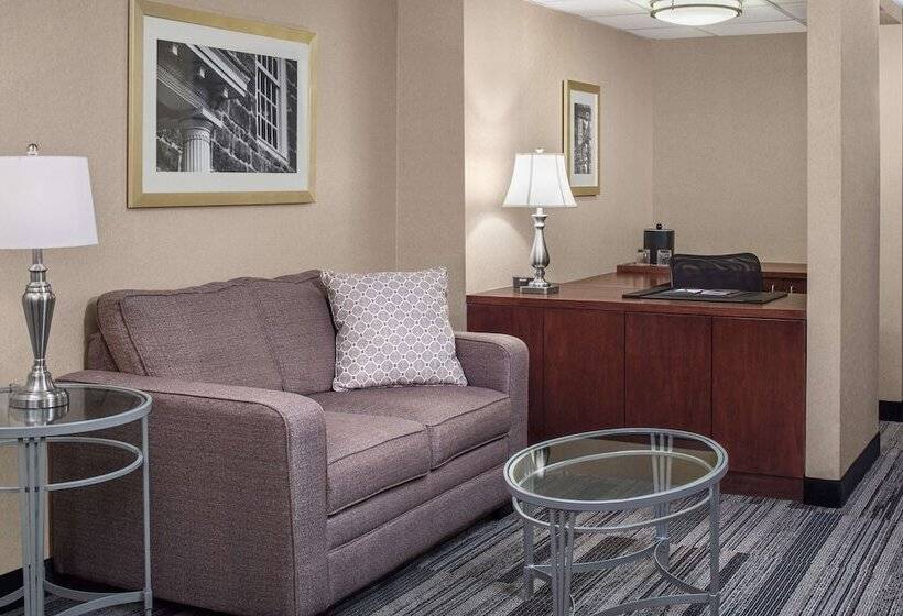 جناح إدارى, Hyatt Regency New Brunswick