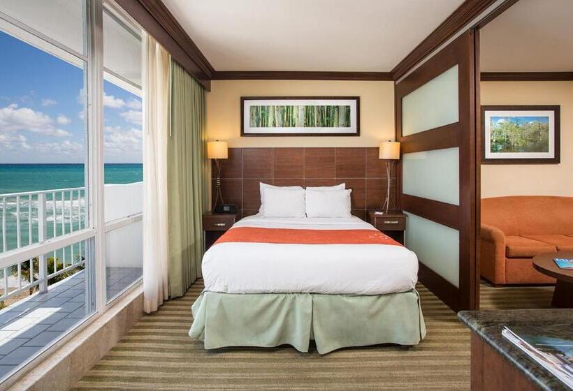 2 Bedrooms Suite Sea View, Newport Beachside Hotel & Resort