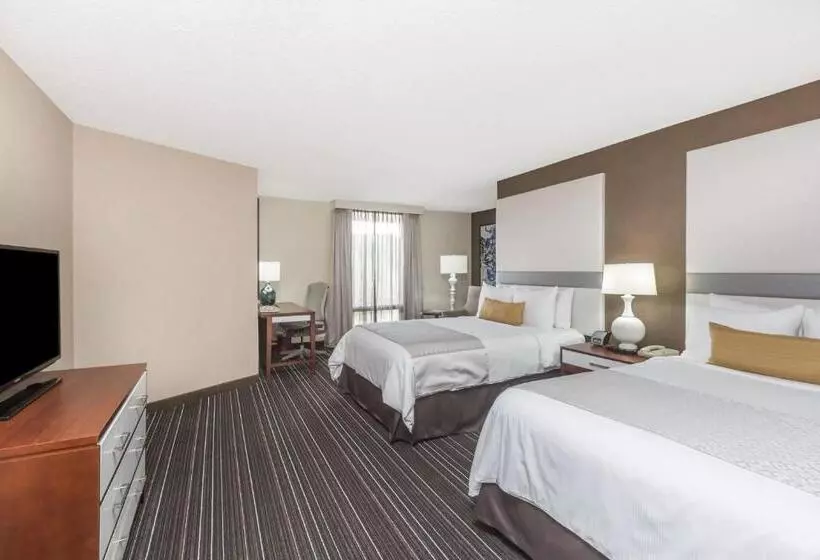 デラックスルーム, Sonesta Atlanta Northwest Marietta   The Battery