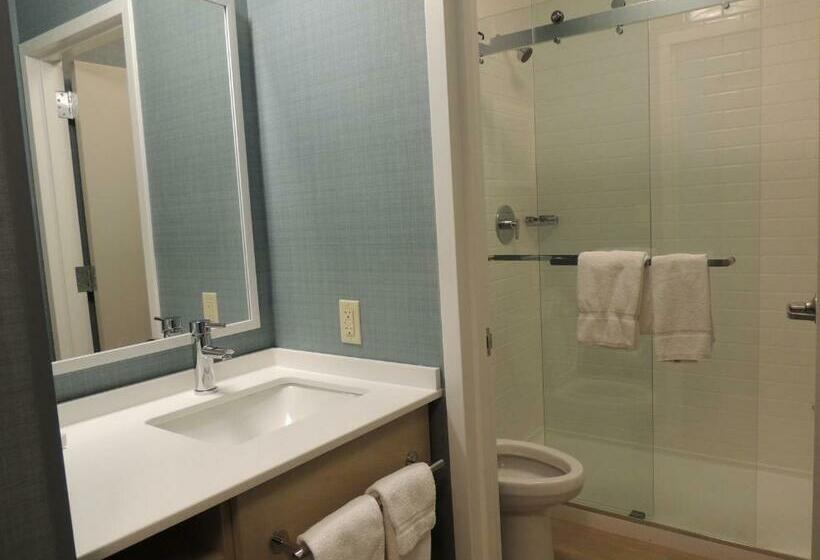 غرفة سوبيريور سرير كينج, The Inn At Longwood Medical