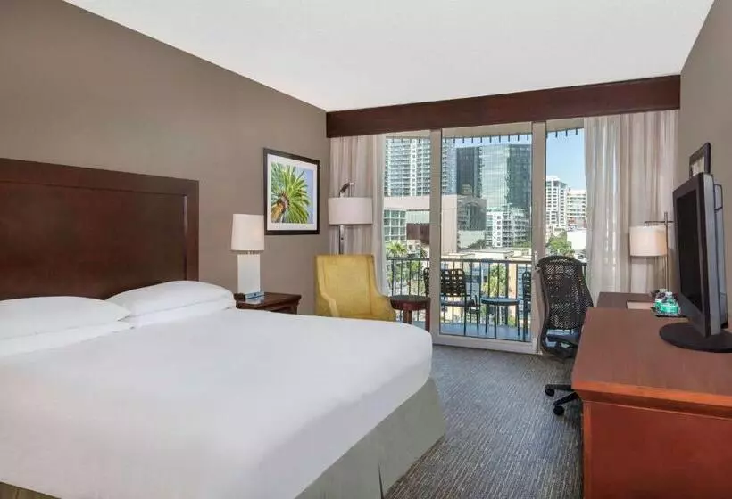 اتاق سوپریور با تخت بزرگ, Wyndham San Diego Bayside