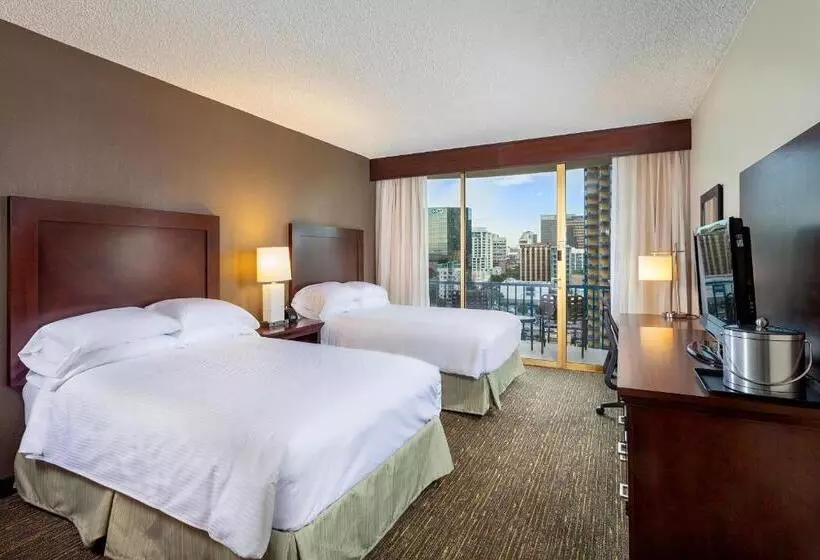 اتاق سوپریور با چشم‌انداز, Wyndham San Diego Bayside