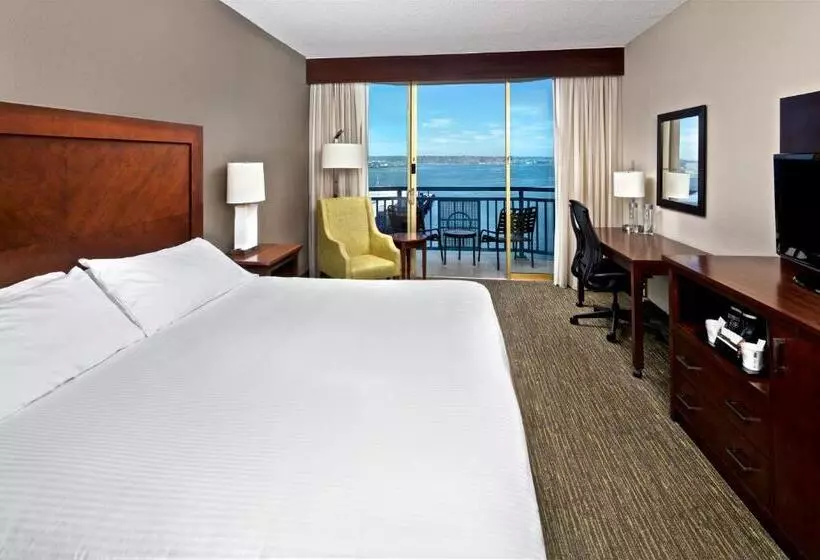 سوئیت پریمیوم, Wyndham San Diego Bayside