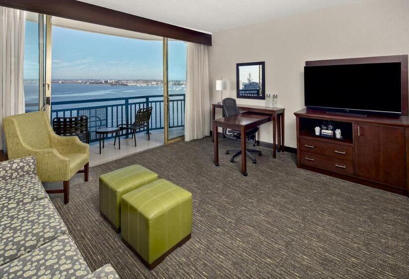 Люкс Премиум, Wyndham San Diego Bayside