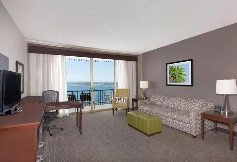 سوییت, Wyndham San Diego Bayside